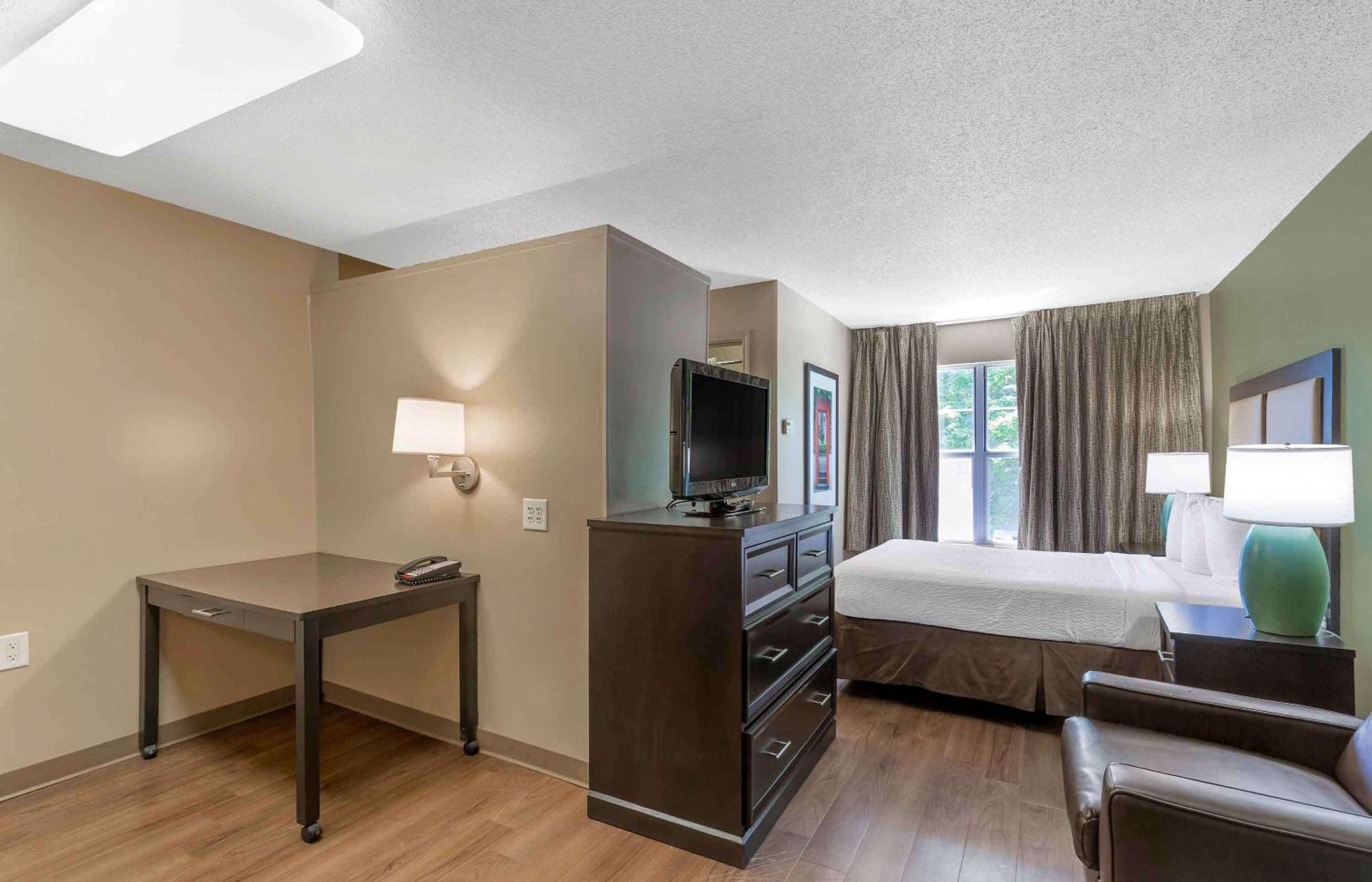 Extended Stay America Suites - Raleigh - Rtp - 4919 Miami Blvd เดอแรม ภายนอก รูปภาพ