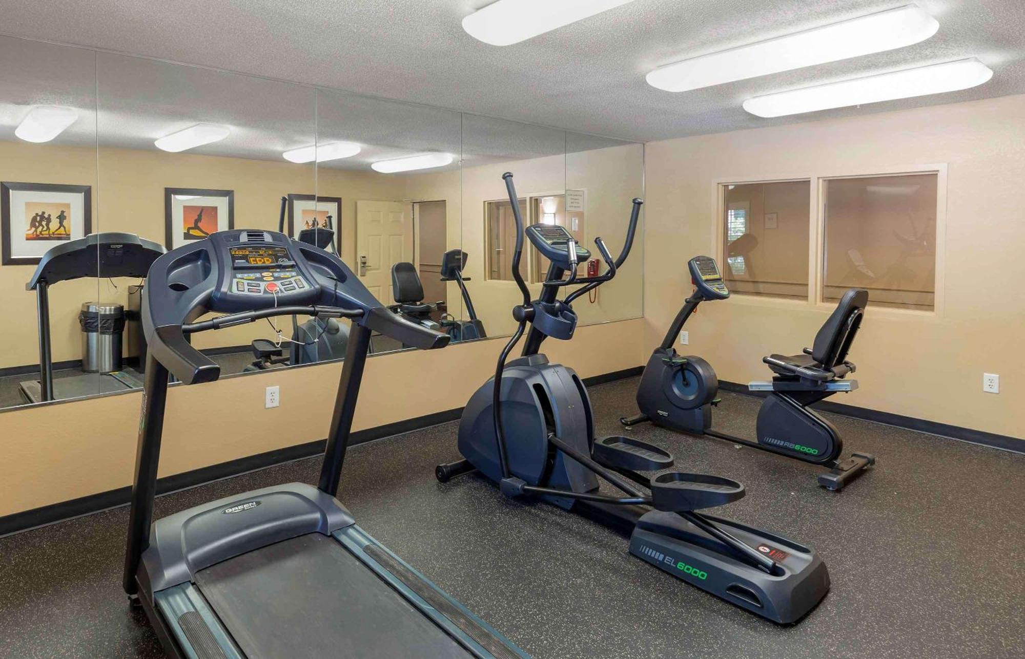 Extended Stay America Suites - Raleigh - Rtp - 4919 Miami Blvd เดอแรม ภายนอก รูปภาพ
