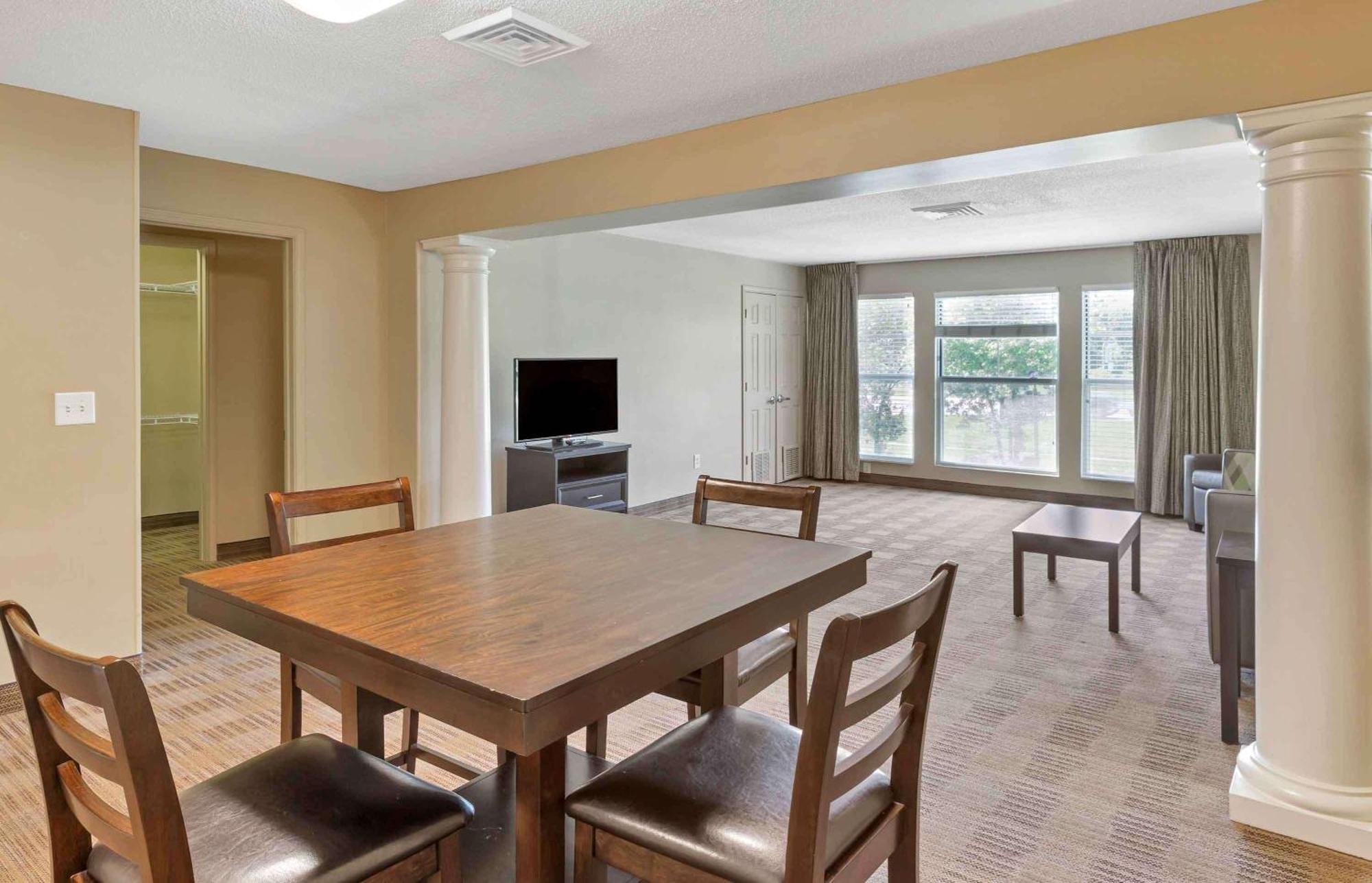 Extended Stay America Suites - Raleigh - Rtp - 4919 Miami Blvd เดอแรม ภายนอก รูปภาพ