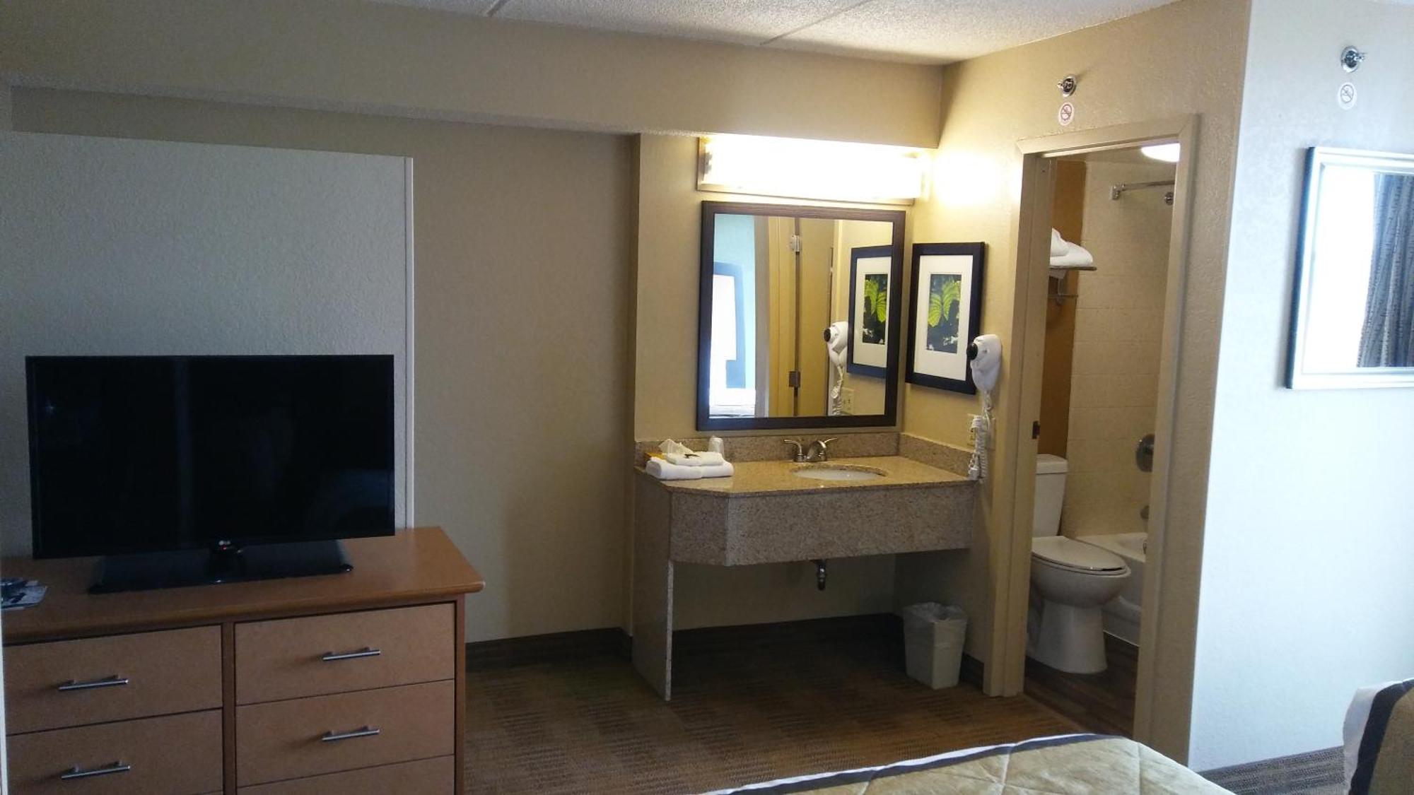 Extended Stay America Suites - Raleigh - Rtp - 4919 Miami Blvd เดอแรม ภายนอก รูปภาพ