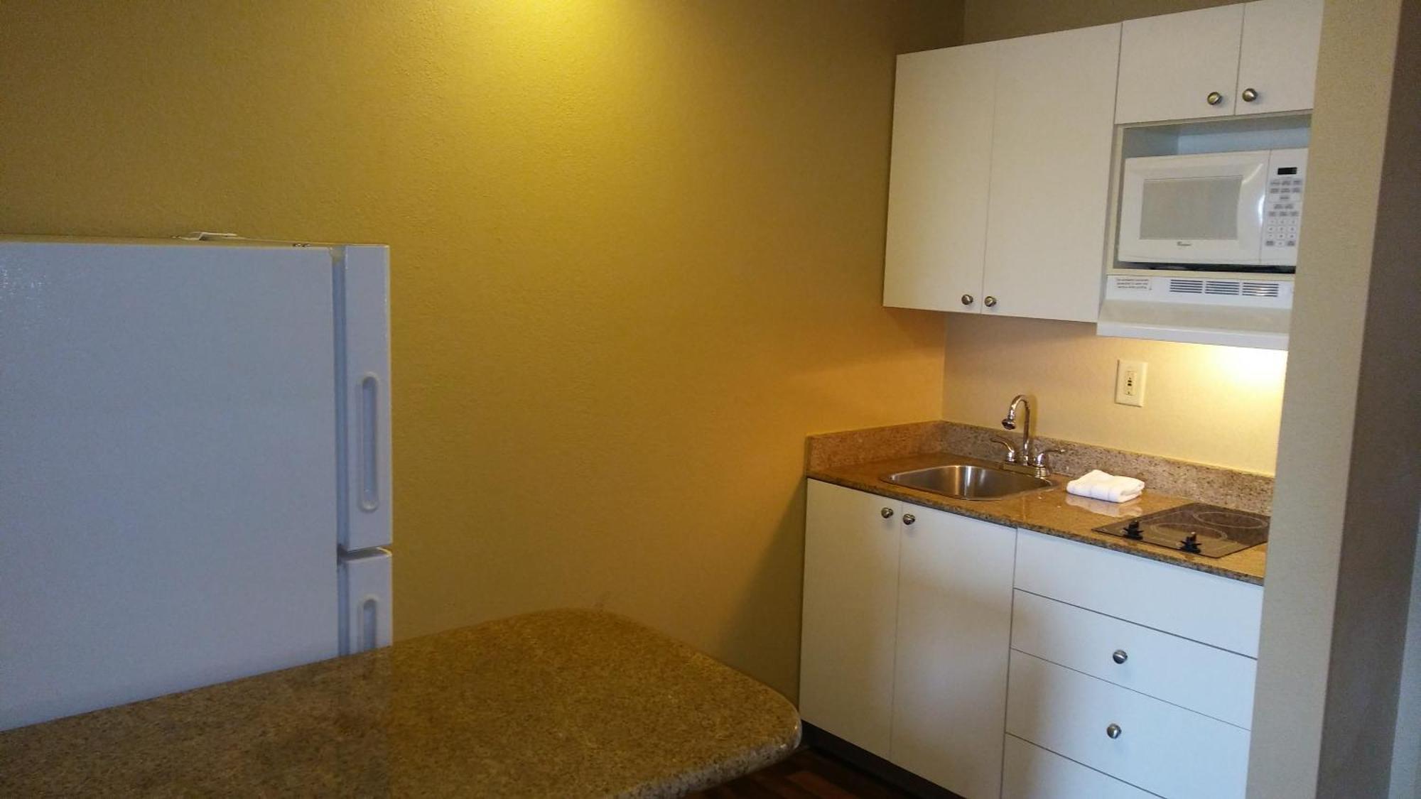 Extended Stay America Suites - Raleigh - Rtp - 4919 Miami Blvd เดอแรม ภายนอก รูปภาพ